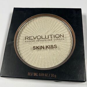 Revolution Makeup Skin Kiss Ice Kiss Highlighter - Full Size In Box - New